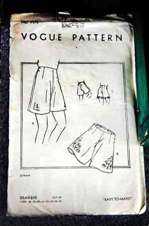 1940s paper pattern for making women's knickers