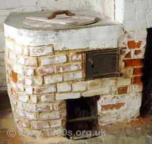 'copper' water boiler/heater, built-in