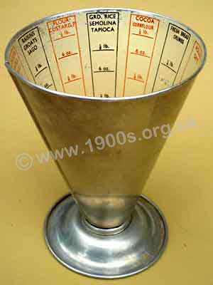 Old cook's measure for weighing ingredients by volume showing the old imperial weight system of ounces and pounds.