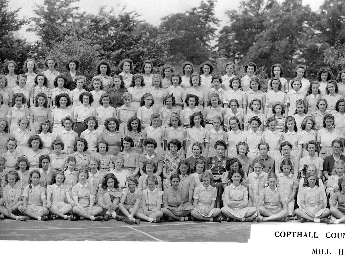 Second left section of the 1946 School photograph for Copthall County Grammar School