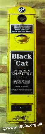 Old cigarette vending machine