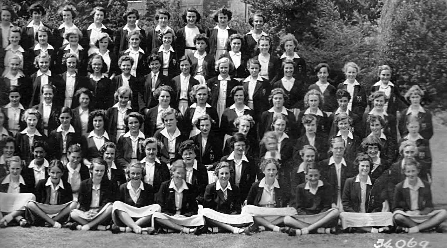 Sixth section of the 1952 school photograph for Copthall County Grammar School
