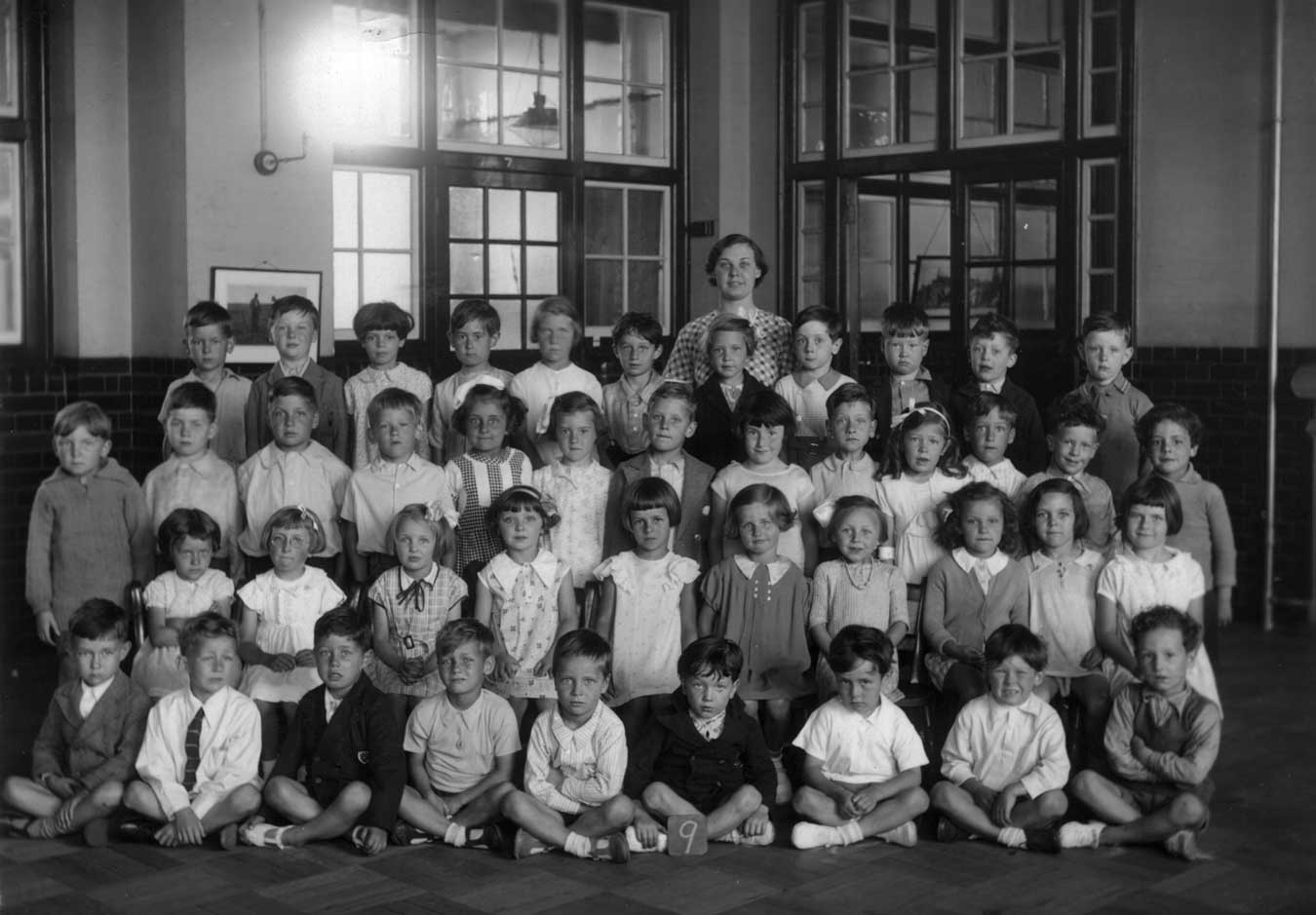 A class in Silver Street School, Edmonton, about 1938
