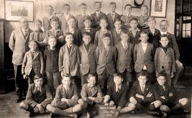 A class at Silver Street School, Edmonton, in 1925