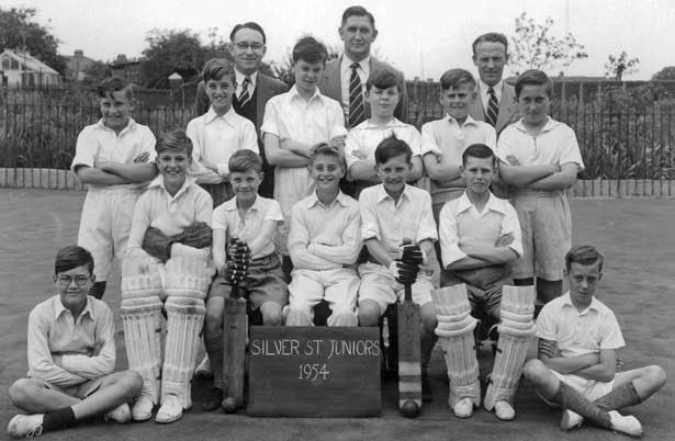 Junior cricket team at Silver Street School, in 1954