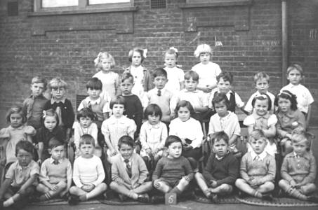 Class 5 at Silver Street School, Edmonton, 1941