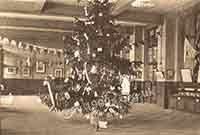 early 1900s school christmas tree
