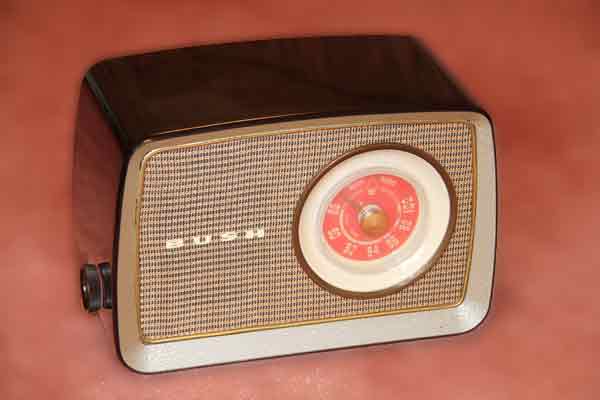 1958 radio: Bush VHF 90A, thumbnail